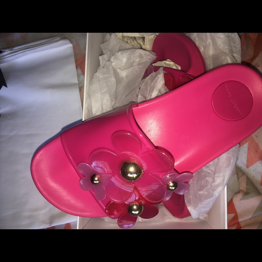 Marc Jacobs Pink Flower Slides💖
